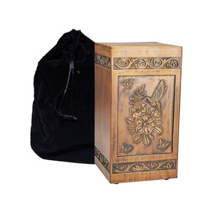 โกศไม้คุณภาพสูงสำหรับงานศพและฝังศพผู้ใหญ่ ผลิตด้วยมือ พร้อมโลโก้สั่งทำพิเศษ ในราคาประหยัด - Product Image 5