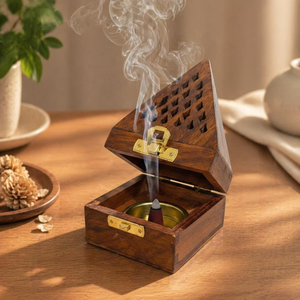 Caja de madera para incienso en forma de pirámide con orificios de ventilación, soporte para varillas de incienso, quemador de madera para templo, sala de oración, decoración del hogar - Product Image 6