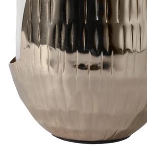 Candelabro Moderno de Metal Dorado con Base Curva Texturizada, Decoración Navideña Hecha a Mano para Mesa - Product Image 6