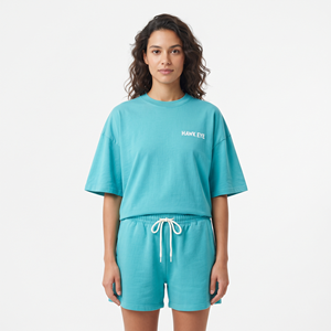 Conjunto de dos piezas para mujer con top y pantalones cortos, atuendo informal y cómodo a precio asequible, conjunto de pantalones cortos y camiseta para mujer - Product Image 1