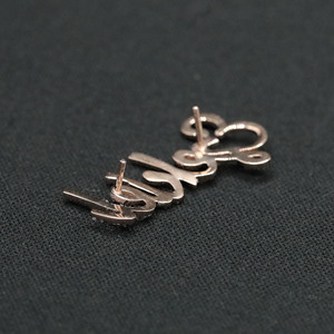 Collier Pendentif Hip Hop Personnalisé en Moissanite Givrée Chiffres Romains Chaîne Cubaine Acier Inoxydable Léger - Product Image 2