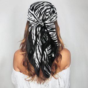 ผ้าพันคอไหมคุณภาพสูง น้ำหนักเบา ลายดอกไม้ สวยหรู แฟชั่นฤดูร้อน ผ้าซาตินสำหรับผู้หญิง ผ้าพันคอไหมทนทาน - Product Image 4