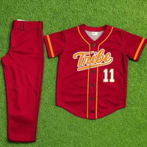 Uniforme de Fútbol al por Mayor, Camiseta y Pantalones Cortos de Fútbol para Hombre, Uniforme de Fútbol 7v7 Sublimado en Poliéster Unisex - Product Image 1