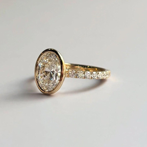 แหวนแต่งงานเพชรทรงรี 3.13 กะรัต แบบ Eternity Band เพชรเลี้ยงในห้องปฏิบัติการ สำหรับเธอ - Product Image 6