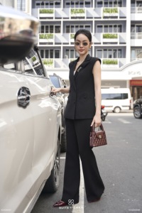 กางเกงขายาวทรงขาบานเอวสูงสำหรับผู้หญิง สไตล์ทางการ เหมาะสำหรับใส่ทำงาน ดีไซน์หรูหรา รุ่น ALVA - Product Image 2