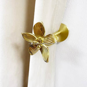 Antique Gold Bird <b>Curtain</b> Holdback Decorative Window Hardware Traditional Style Metal <b>Hook</b> <b>with</b> Floral Design - Product Image 5