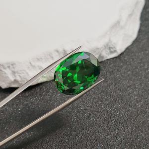 Émeraude naturelle taille ovale, forme œuf, facettes, vert moyen, émeraude en vrac, plusieurs tailles, vente en gros - Product Image 3