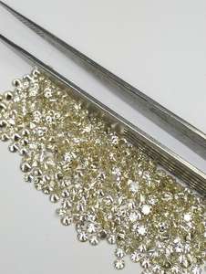 Diamants ronds bruts de haute qualité, extraits de la terre, de 1,80 mm à 2,05 mm, qualité SI/IJ, pour la création de bijoux tendance et de chaînes de diamants. - Product Image 6