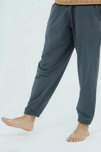 Pantalon de survêtement gris anthracite pour homme, taille élastique avec cordon de serrage, décontracté, en maille, poches latérales, respirant, pour l'automne - Product Image 2