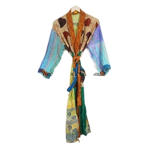 Bata de seda floral suave para mujer, kimono largo, vestido de fiesta bohemio de manga larga para verano y primavera, venta al por mayor - Product Image 1