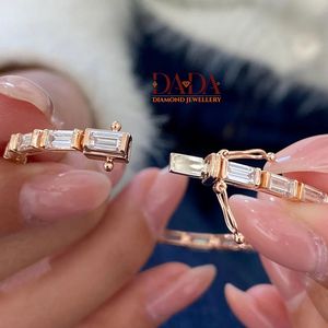 สร้อยข้อมือเพชรทรงเอเมอรัลด์คัทสังเคราะห์สำหรับผู้หญิง ดีไซน์เรขาคณิตทันสมัย เครื่องประดับอัญมณีชั้นดี - Product Image 3