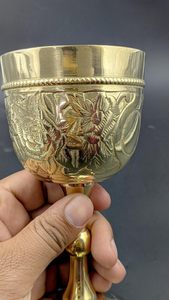 Gobelet à vin en laiton fait main, style antique, électroplaqué et poli, objet d'art et de collection pour bar (200 ml) avec étui en velours bleu - Product Image 3