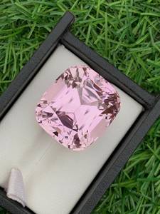 หินอัญมณี kunzite สีชมพูธรรมชาติตัดได้อย่างแม่นยำหินหลวมฉลาดสูงสำหรับทำเครื่องประดับทำแหวนจี้รักษา - Product Image 3