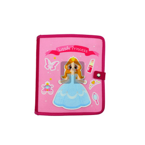 Livre sensoriel interactif en feutre pour petite princesse - Product Image 6