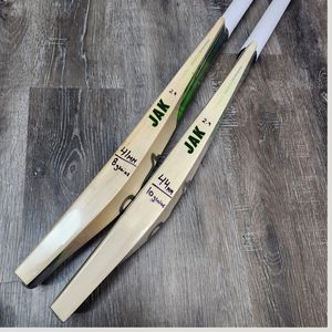 Bate de Críquet de Madera de Sauce Inglés, Mango Corto, Peso Ligero, Bate de Críquet de Madera de Sauce Inglés para Interiores y Exteriores, Bates de Alta Calidad - Product Image 5