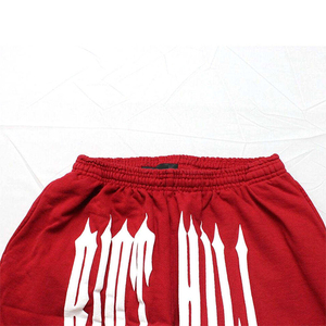 Pantalones Cortos de Algodón para Hombre, Estilo Urbano Contemporáneo, con Elementos Gráficos Modernos y Tela Suave al Tacto - Product Image 4