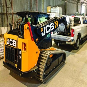 Minicargadora telescópica compacta JCB Teleskid con orugas, motor diésel, máquina de construcción con cucharón de alta resistencia para obras en terrenos difíciles. - Product Image 4