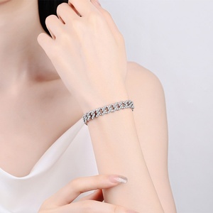 Bracelet chaîne cubaine en argent 925 avec diamants certifiés de laboratoire, léger, style Iced Out, bijoux de luxe pour homme, cadeau Hip Hop pour lui - Product Image 1