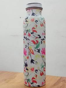 Bouteille d'eau décorative en cuivre de qualité supérieure, idéale pour les boutiques et les cadeaux, motif oiseau et fleur, en vente - Product Image 6
