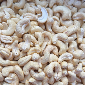 Nueces de Anacardo Crudas al Por Mayor Baratas WW180, WW240, WW320, Nueces de Anacardo LP WW180, Entrega Rápida - Product Image 1