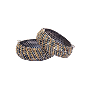 Brazaletes Kada de Diseño Indio Hechos a Mano para Mujer, con Patrón Tradicional Pequeño, para Bodas, Sangeet, Mehndi, Haldi y Fiestas - Product Image 5