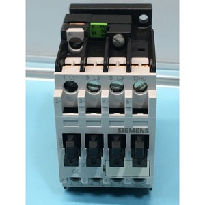 CONTECTOR SIEMENS 3TF31, 3TF31 10-0A, 3TF3110-0A - Equipo y Piezas de Semiconductores de Confianza de Marca Global - Product Image 1