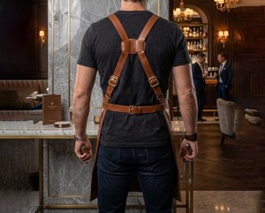 Tablier professionnel classique de luxe en cuir véritable fait main avec poches, résistant à l'eau et durable pour barbier, chef, atelier (vente en gros) - Product Image 2
