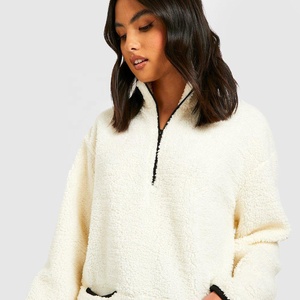Sweat à capuche zippé personnalisé en polaire Teddy épais pour femme, style manteau de mode, coupe oversize, brodé de strass, effet délavé - Product Image 5