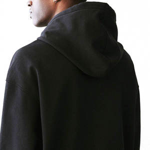 Sudadera con Capucha Personalizada de Alta Calidad, 100% Algodón, Estilo Urbano Negro Premium, Corte Vintage, Lavado Desgastado, para Hombre - Product Image 4