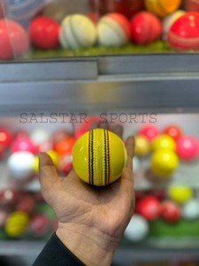 ลูกคริกเก็ตคุณภาพสูง Salstar Sport หนังวัวแท้เกรดพรีเมียม สีเหลืองขาว สำหรับเล่นในร่ม ปรับแต่งสีและโลโก้ได้ - Product Image 5