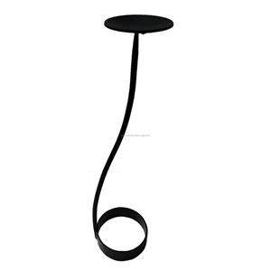 Soportes de velas de hierro y metal cónico con base tallada Candelabros de boda de hierro forjado con acabado negro - Product Image 2