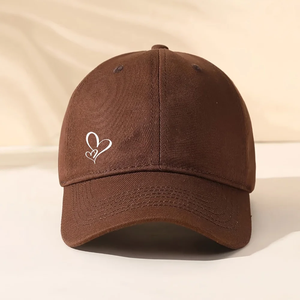 1 gorra de béisbol con estampado temático del amor, gorra ajustable con cierre a presión, una gorra moderna adecuada tanto para hombres como para mujeres - Product Image 1