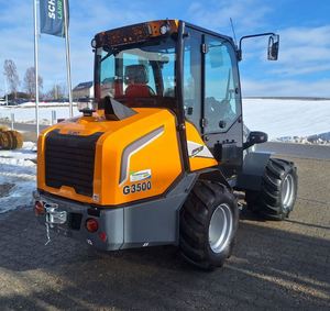 Versátil Giant G3500 disponible con motor de 50 caballos de fuerza, transmisión hidrostática, estructura robusta y operación eficiente en el campo, en venta. - Product Image 6