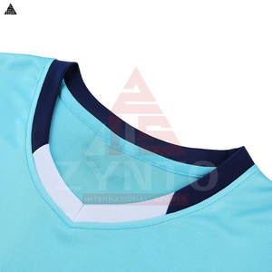 ชุดฟุตบอลแบบแห้งเร็ว พิมพ์ลายตามสั่ง คุณภาพสูง ขายส่ง ปี 2025 เสื้อฟุตบอลคลาสสิคสไตล์เรโทรสำหรับผู้ชาย - Product Image 6