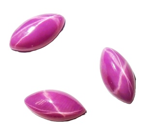 Rubis Étoilé Rose Taille Marquise 6x12 mm 2,5 Carats Créé en Laboratoire Poli Opaque Cabochon avec Effet Étoile à 6 Branches pour la Fabrication de Bijoux - Product Image 1