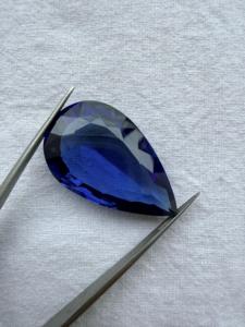 Saphirs synthétiques de qualité supérieure, pièces de créateur pour bagues et colliers, bijoux haut de gamme, en vente par l'exportateur. - Product Image 3