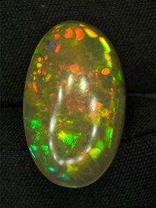 Opale d'Éthiopie naturelle, cabochon, motif nid d'abeille. - Product Image 3