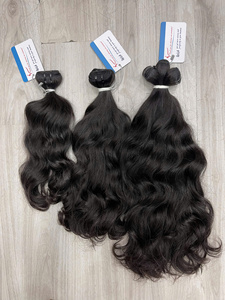 Extensiones de Cabello Humano 100% Natural Ondulado, Color Natural Disponible en Stock, 12-34 Pulgadas - Product Image 3