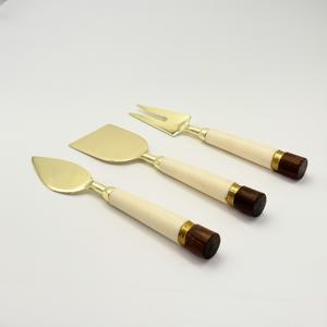 Ensemble de couteaux à fromage en acier inoxydable très vendus avec manche rond en résine blanche pour la maison, l'hôtel et le restaurant à prix avantageux - Product Image 4