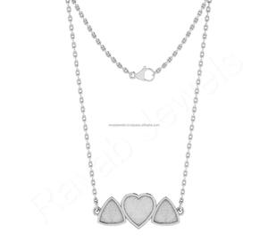 2025 fabriqué à la main en argent Sterling 925 coeur trillion forme lunette nouveau collier à breloques réglage pour la saint-valentin composant de bijoux - Product Image 1