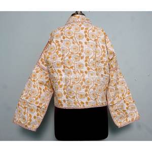 Chaqueta de algodón kantha floral hecha a mano en India, estilo Jaipuri vintage, estampada, de manga larga, para otoño, ideal para fiestas. - Product Image 4