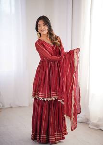 Ensemble Kurti Sharara avec travail de miroirs pour femmes, collection export, vêtements de fête - Product Image 3