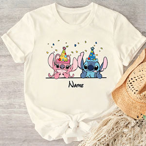T-shirt de couple assorti Lilo et Stitch pour la Saint-Valentin, Stitch et Angel avec des chapeaux de fête et des confettis colorés, t-shirt de sport en coton blanc - Product Image 4