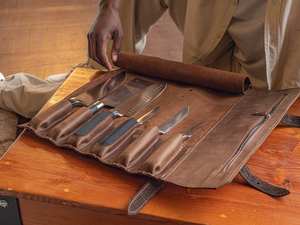 Sac de transport de luxe en cuir de vachette vintage pour couteaux de chef avec protection, ceinture porte-outils robuste LSKR-0039 - Product Image 6