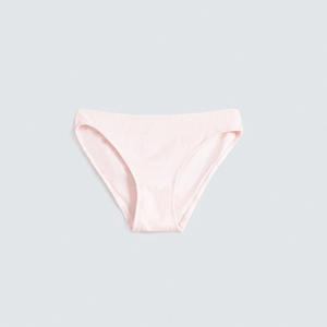 Braguitas de bikini sin costuras de talle bajo para mujer, de color liso, de algodón tejido - Product Image 1