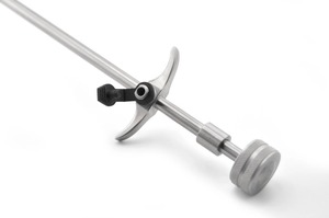 Tractor Prostático Lowssley de 25 cm, Instrumento Urológico de Acero Inoxidable con Mango de Bloqueo, Modelo XSAR-TF-03, Certificado CE Clase I - Product Image 2