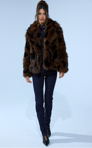 เสื้อแจ็คเก็ตฤดูหนาวสไตล์วินเทจเนื้อผ้าแจ็คการ์ดสำหรับผู้หญิงจากเนสต้า สปอร์ตส์ ไซส์พลัส ทรงสั้น พร้อมปกขนสัตว์เทียมฟ็อกซ์ขนาดใหญ่พิเศษ แขนยาว - Product Image 6