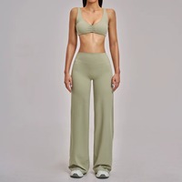 Ensemble de sport décontracté pour femme : haut court respirant à manches longues, legging et brassière de sport en polyester et élasthanne