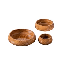 Cuenco de madera pequeño artesanal, respetuoso con el medio ambiente, con acabado Natural Premium utilizado para servir y decorar - Product Image 1