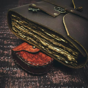 Full Grain Custom Leather <b>Diary</b> Journal Durable Leather <b>Diary</b> Travel <b>Diary</b> Brass Key-<b>lock</b> Thread Sewing - Product Image 3